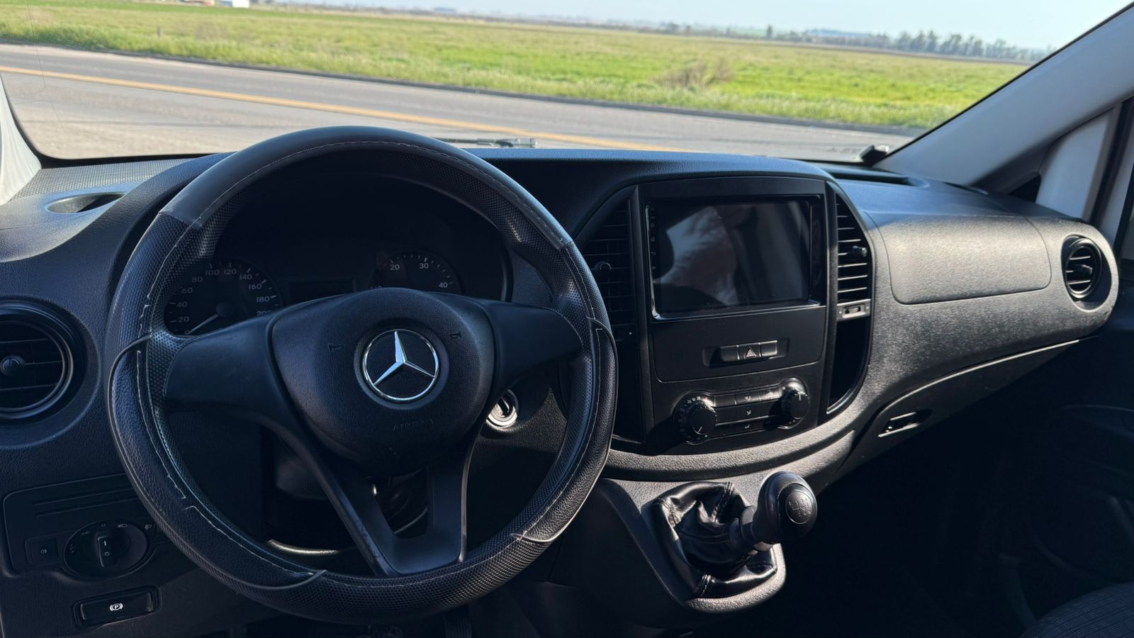 MERCEDES BENZ - VITO 111 CDI FURGÓN MIXTO - 4+1 MANUAL - 2017
